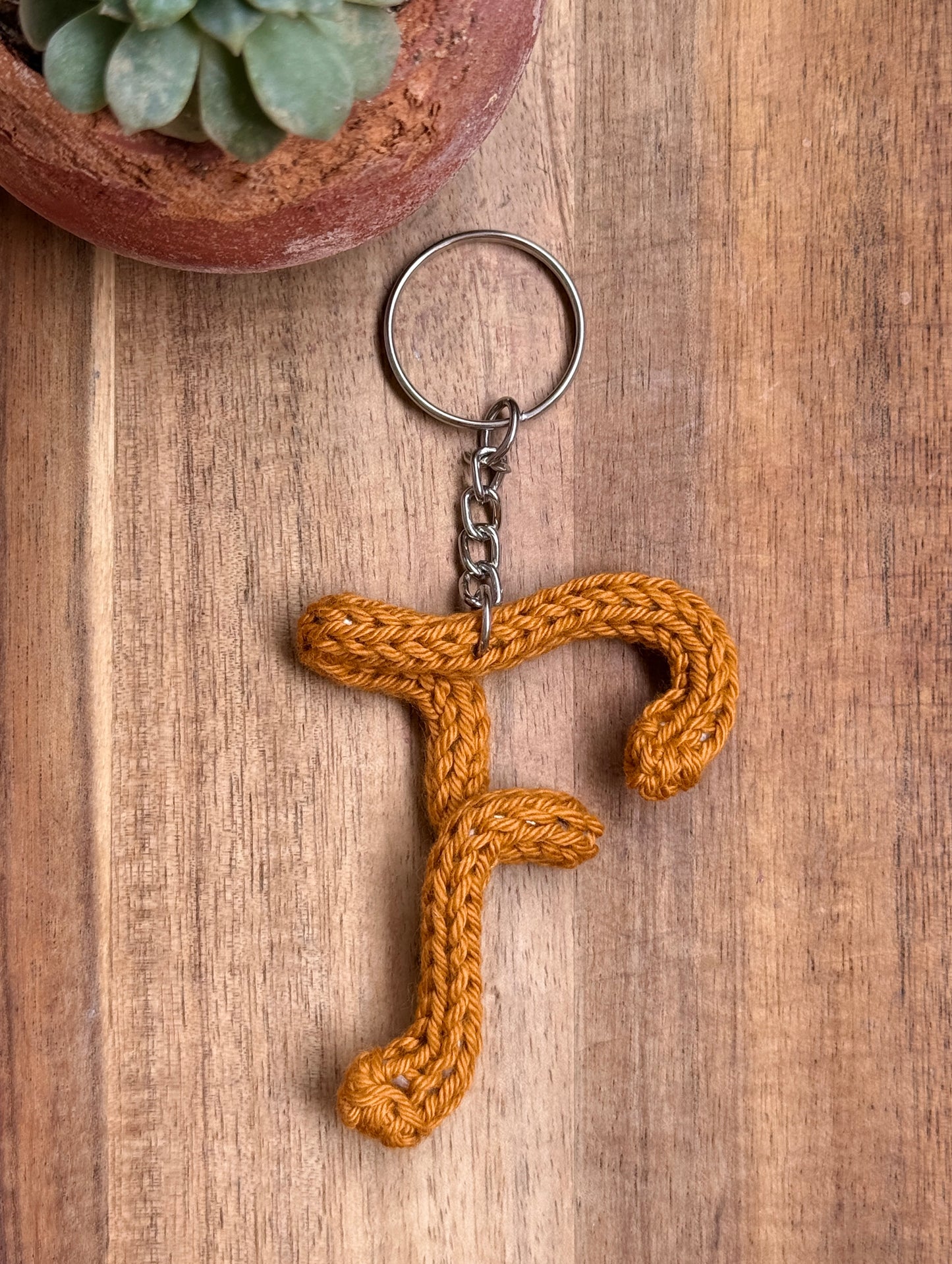 I-Cord Alphabet Keychain – Letter F