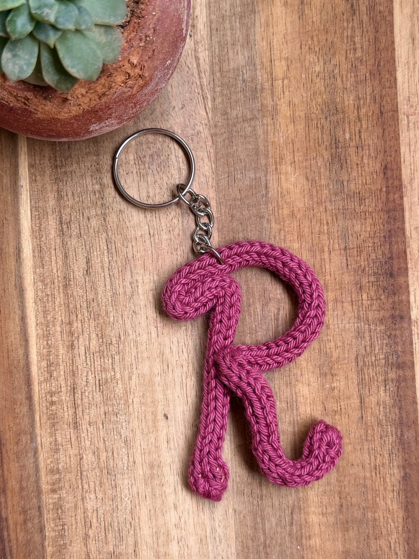 I-Cord Alphabet Keychain – Letter R