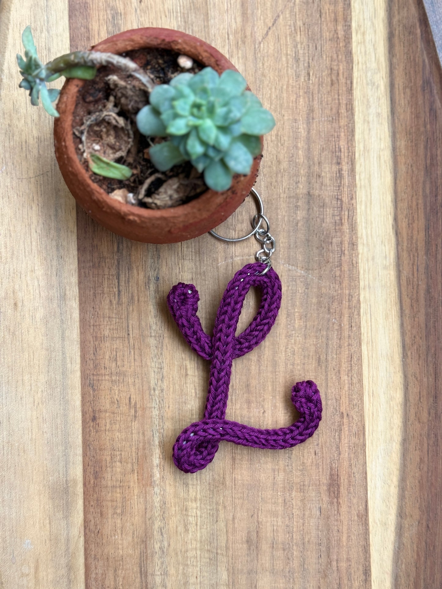 I-Cord Alphabet Keychain – Letter L