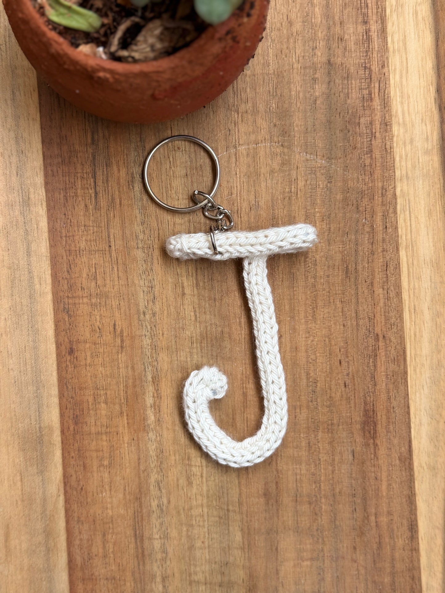 I-Cord Alphabet Keychain – Letter J