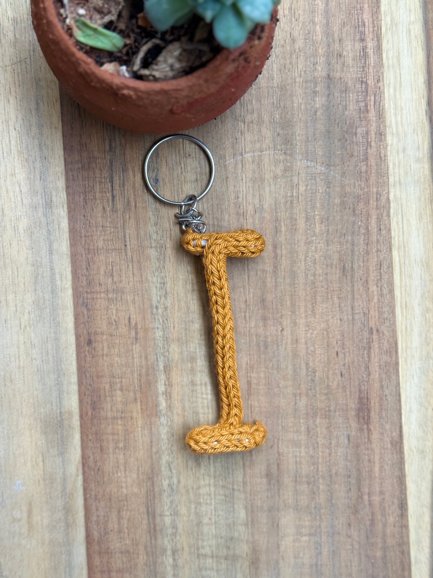 I-Cord Alphabet Keychain – Letter I